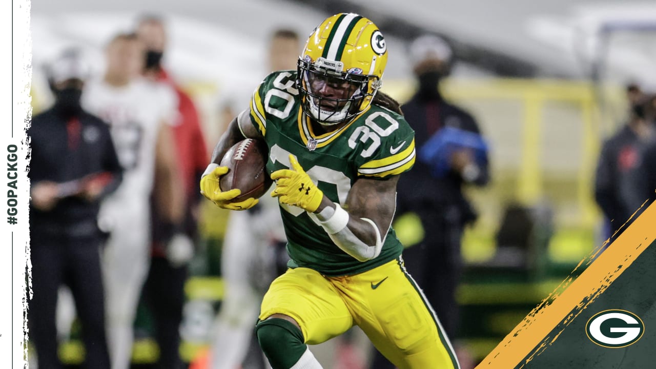 Packers Reunite With the RB Who Broke Barry Sanders’ Record Moments After His Release 