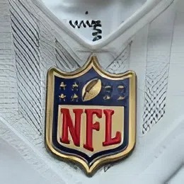  Saquon Barkley Refuses to Wear NFL’s Golden Logo Patch, Calls Success a Team Honor
