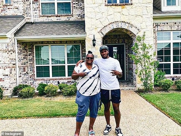 SHOCKING: Micah Parsons’ mother appears at Cowboys season opener — Still in Her Son’s old Cowboys Jersey, Even Though He’s now a Packer