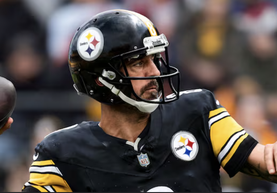 Steelers Newcomer Explodes for 4 TD and 244 Yards — Fans Say He Just Saved His NFL Dream