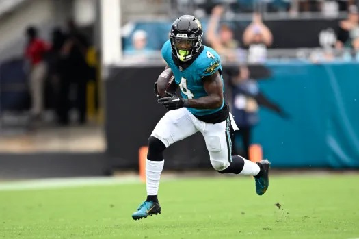 Eagles Offically Sign Young RB Star in Trade Amid Will Shipley's Injury, per Source