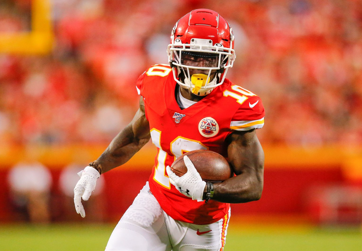 Ex Chiefs player with over 11,363 receiving yards and 8x Pro Bowl ends ...