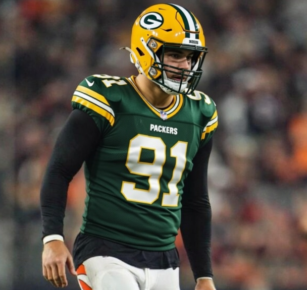 Green Bay Packers reach agreement with 4-time Pro Bowl player right after Cincinnati Bengals decline to use franchise tag and salary falls within Overcap.