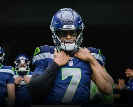 Packers Sign 2-Time Pro Bowl QB to Replace Malik Willis Just 1 Hour After He Joins Dolphins