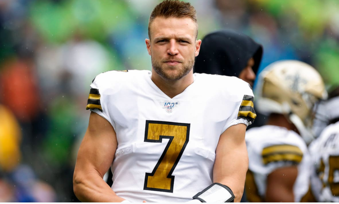 Eagles Sign Former Saints Franchise QB “Swiss Army Knife” to Back Up Jalen Hurts