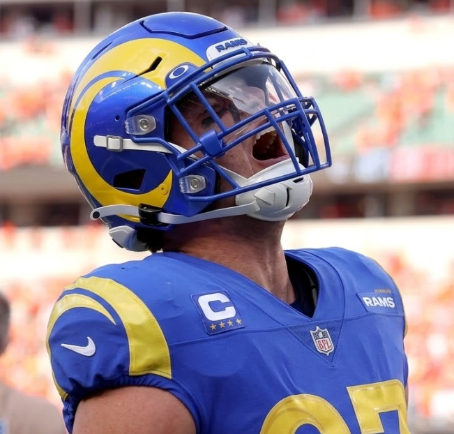RAMS GO “ALL-IN” FOR 4x PRO BOWL ALL-PRO STAR AFTER MISSING OUT ON MAXX CROSBY – SEAN MCVAY HINTS AT MASSIVE $50.9M DEAL