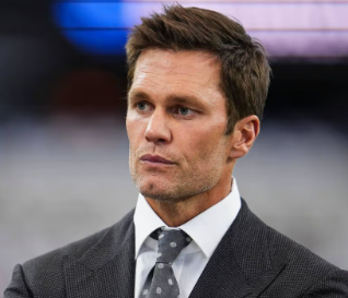 BREAKING: According to ESPN, legendary Tom Brady is the reason five-time Pro Bowl superstar Maxx Crosby could not join the Patriots – revealing the reason that caused all of New England to explode