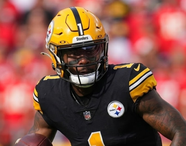 Steelers Aim to Create One of the Most Dangerous Offensive Duos in the AFC After Expressing Strong Interest in Pro Bowl Superstar Stefon Diggs