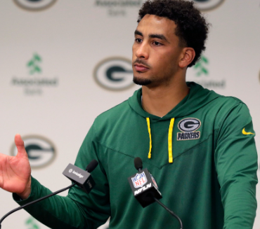New Icon of the Packers, Jordan Love Speaks Out to Defend Legend Brett Favre Amidst Intense NFL "Boycott" Wave