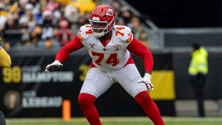 Chiefs OC Matt Nagy Issues Wake-Up Call to Veteran RT Ahead of Eagles Game