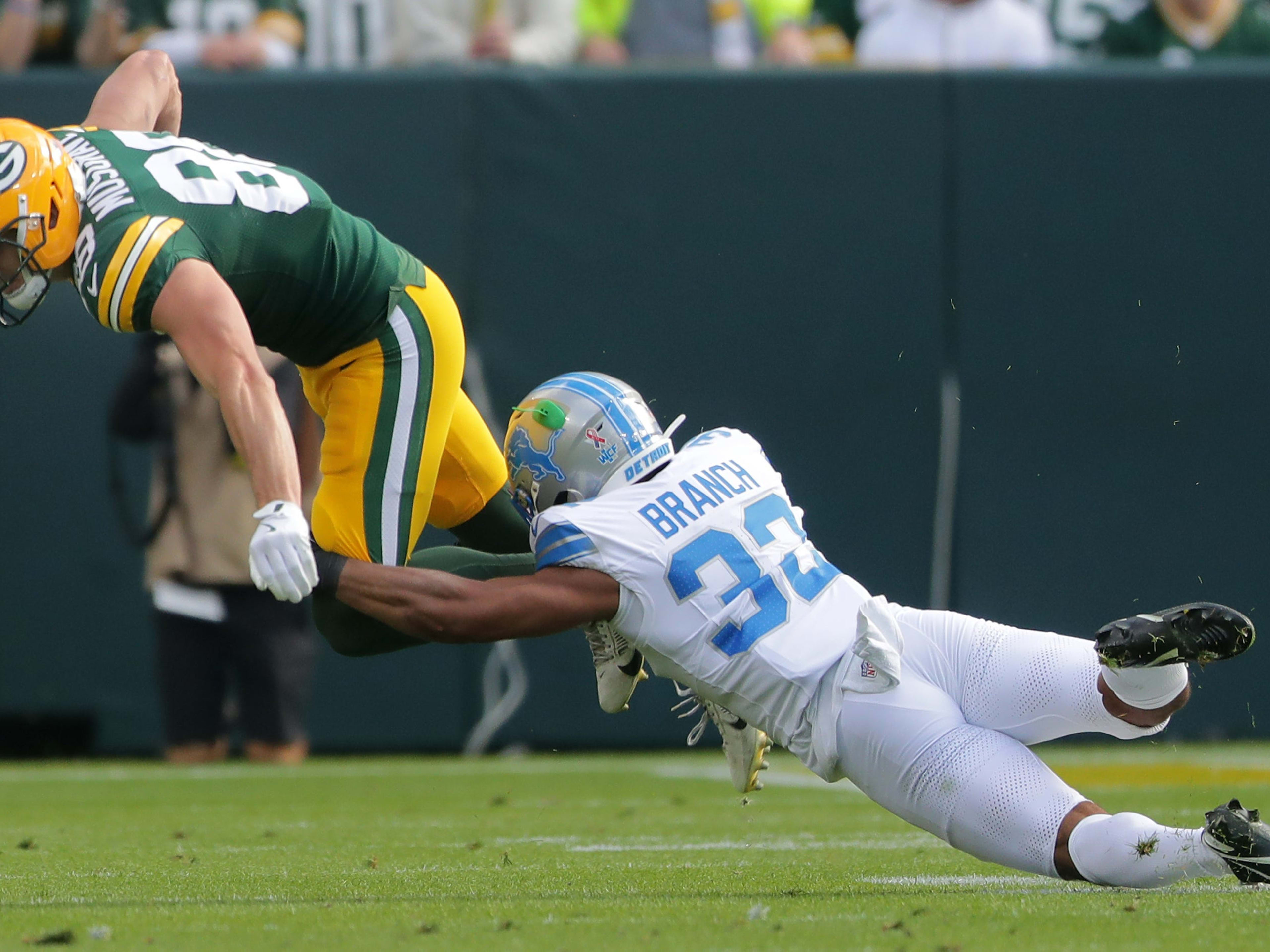 NFL announces double discipline for Jameson Williams and Brian Branch over taunting in Packers game