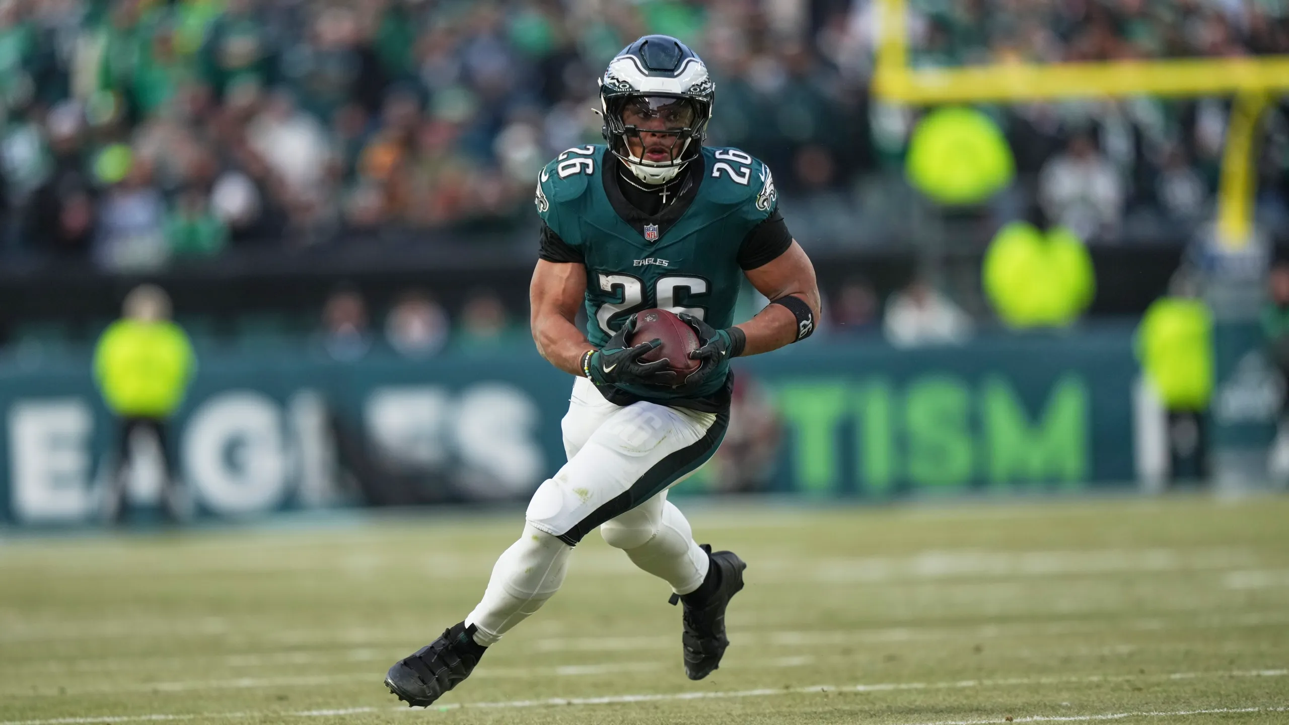 Eagles Star Quietly Leaves Celebration After Learning Of Grandfather’s Heart Attack