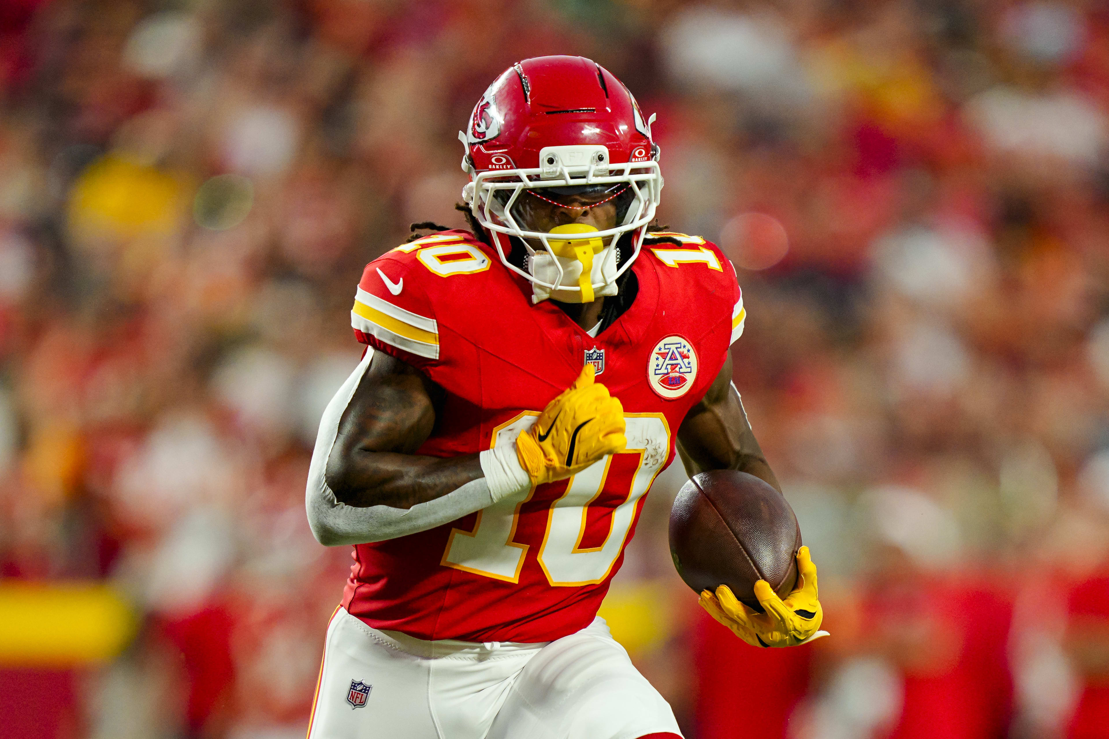 Chiefs Star Quietly Leaves Celebration After Learning Of Grandfather’s Heart Attack