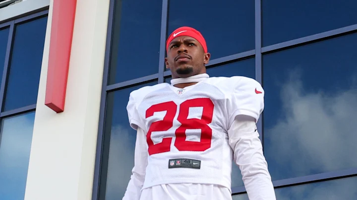 Eagles host Shilo Sanders for a visit one month after he nearly walked away from football 