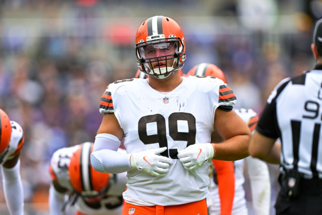 Former First Round Pick Jaguars Takes Pay Cut to Join Ravens’ Super Bowl Mission