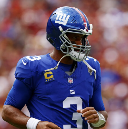 Former Steelers Superstar Announces Retirement Amid Locker Room Curses Following Consecutive Losses