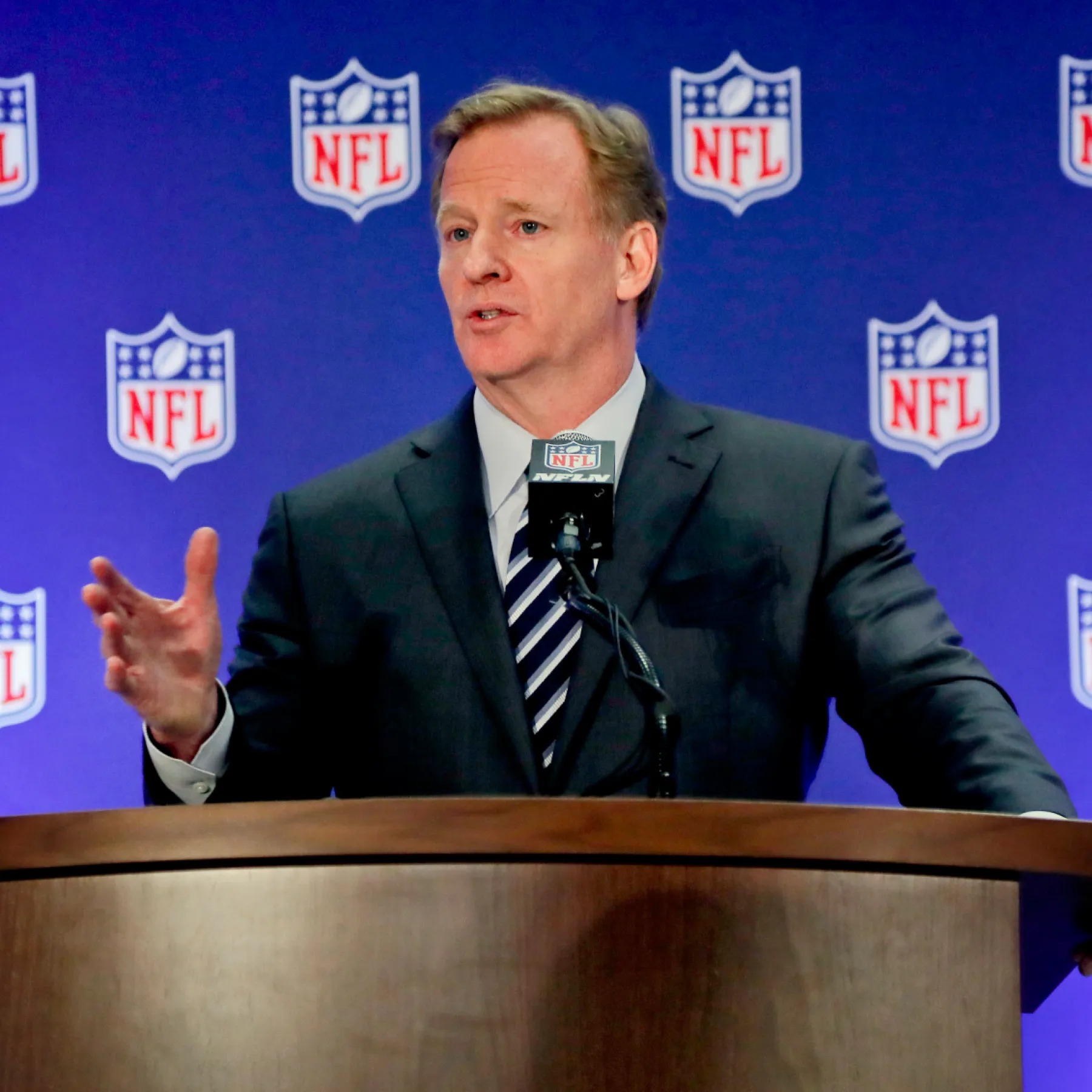 NFL Opens Investigation Into Jalen Hurts For Inappropriate Language Toward Chiefs’ Chris Jones Live On National TV