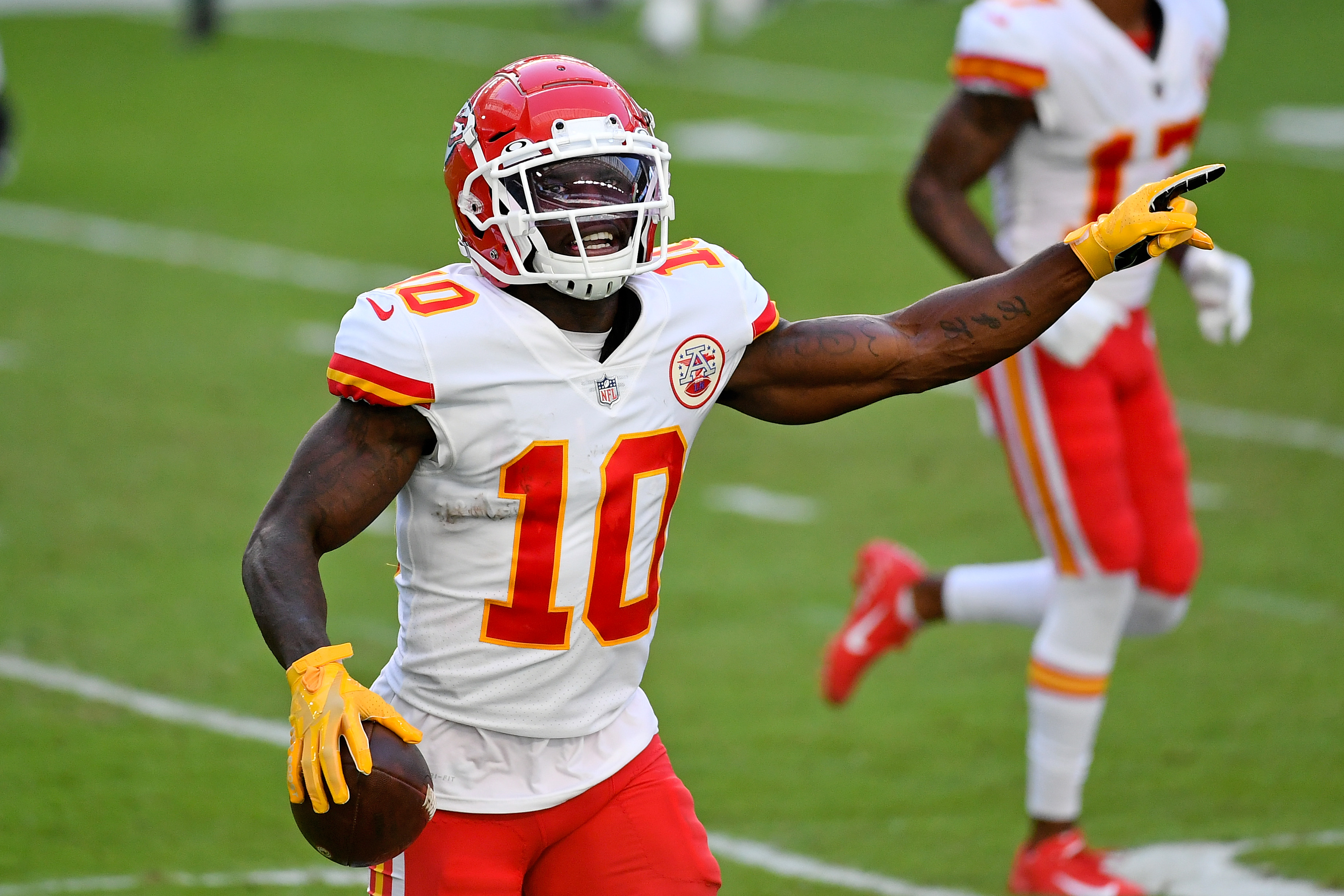 Chiefs Bring 8-Time Pro Bowl Superstar Back to KC in a Trade Amid Xavier Worthy’s Injury