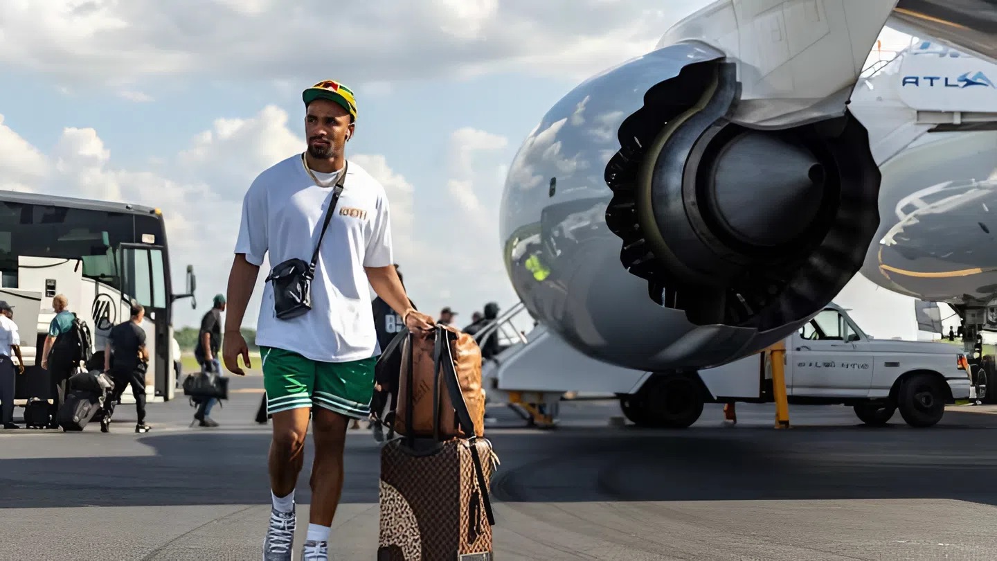 The Eagles Rush Onto Flight To Tampa Bay Earlier Than Expected Ahead Of Buccaneers Showdown – Reveal Surprise Strategy After Losing 3 Of Last 4 Road Games