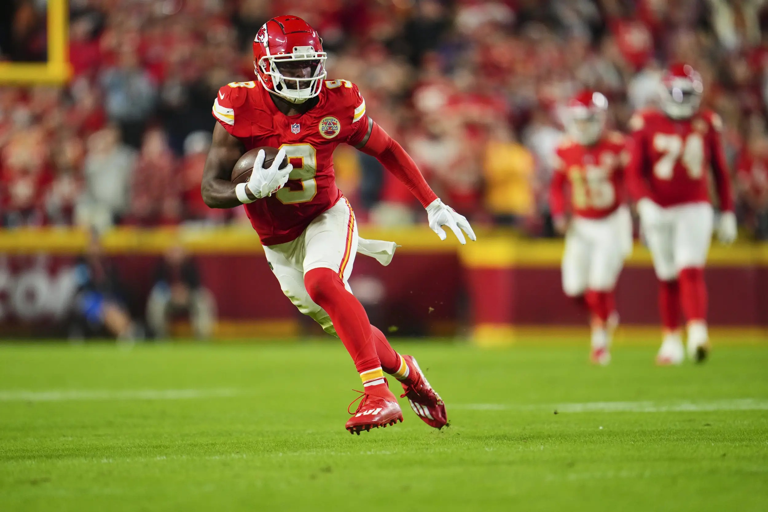 Chiefs Star Left Heartbroken After Scoring Touchdown While Unaware His Mother Had Been Rushed to the Hospital 