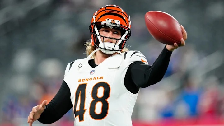 New Eagles LS Has Message for Bengals Right After Signing