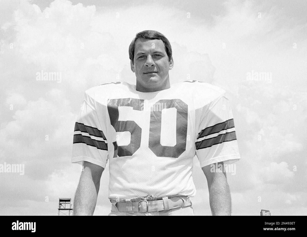 Dallas Mourns the Loss of Super Bowl Champion D.D. Lewis at 79