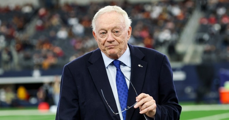 Jerry Jones’ Makes Jaw-Dropping Post-Loss Bombshell After Bears Beatdown