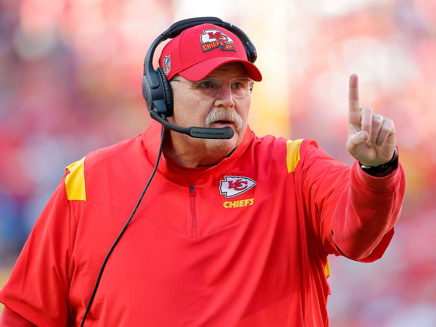 Chiefs Place Rookie LB on IR to Undergo PTSD Treatment After Heartbreaking Loss of Girlfriend