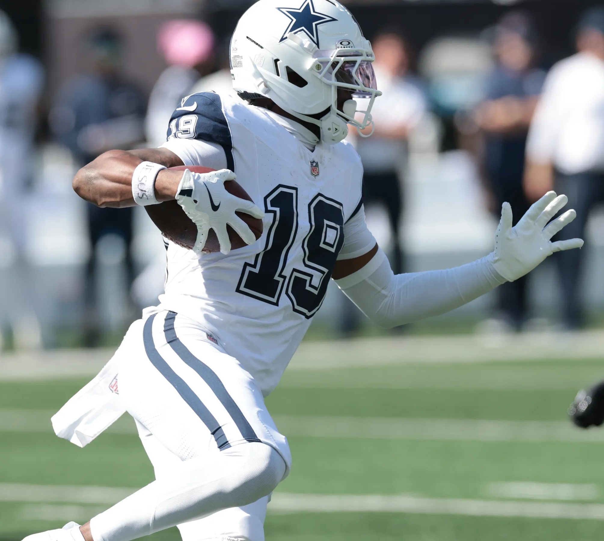 The Story of a Player Who Never Gave Up — Cowboys' Rising WR Is Forcing His Way Into the Cowboys’ Lineup