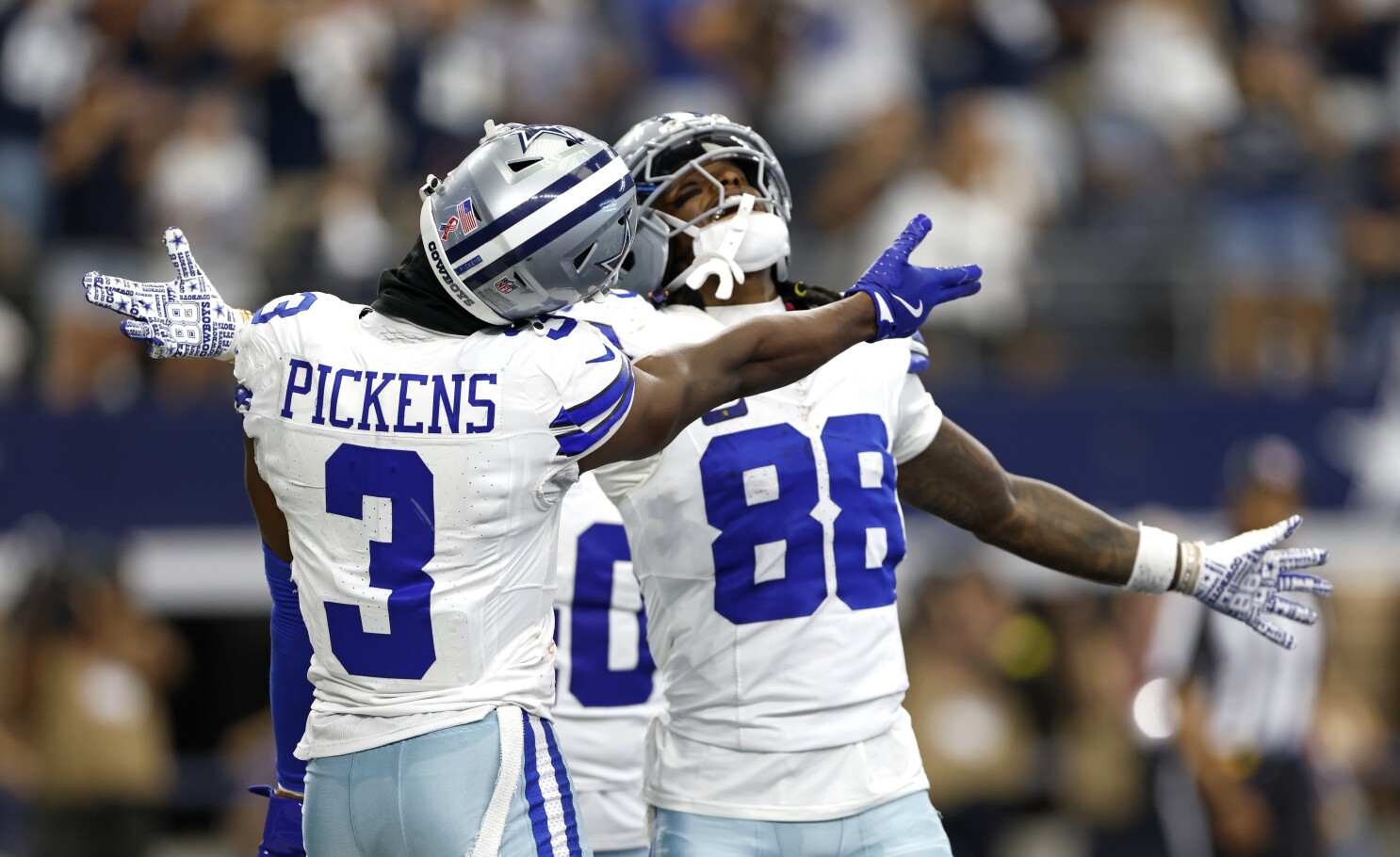 No Ego, All Heart: CeeDee Lamb Proudly Backs George Pickens’ Cowboys Breakout