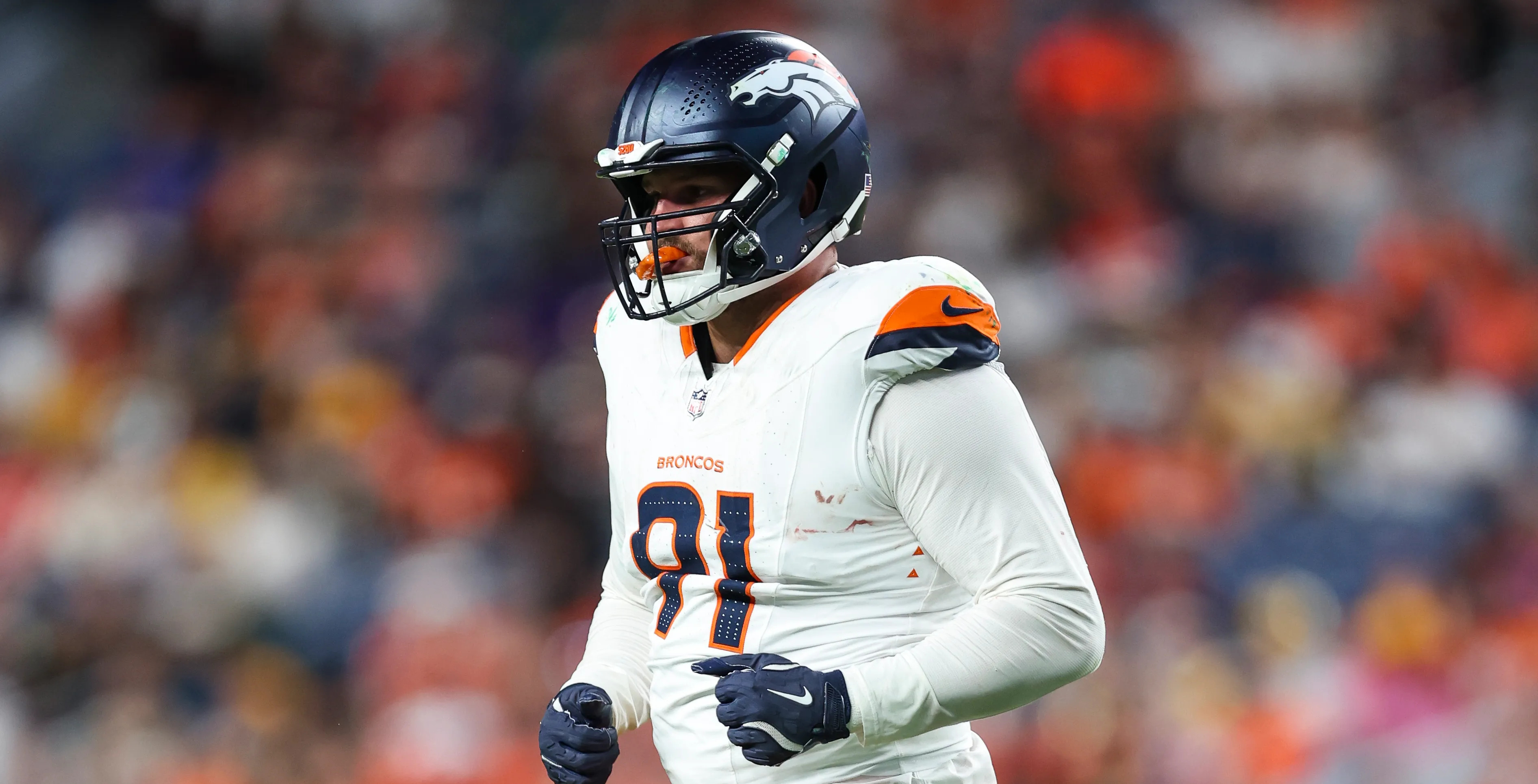 Denver Broncos Successfully Re-Sign Veteran Defensive End with an Unbelievable Deal - Building the Strongest Defense in the AFC West with Alex Singleton Taking on a New Role
