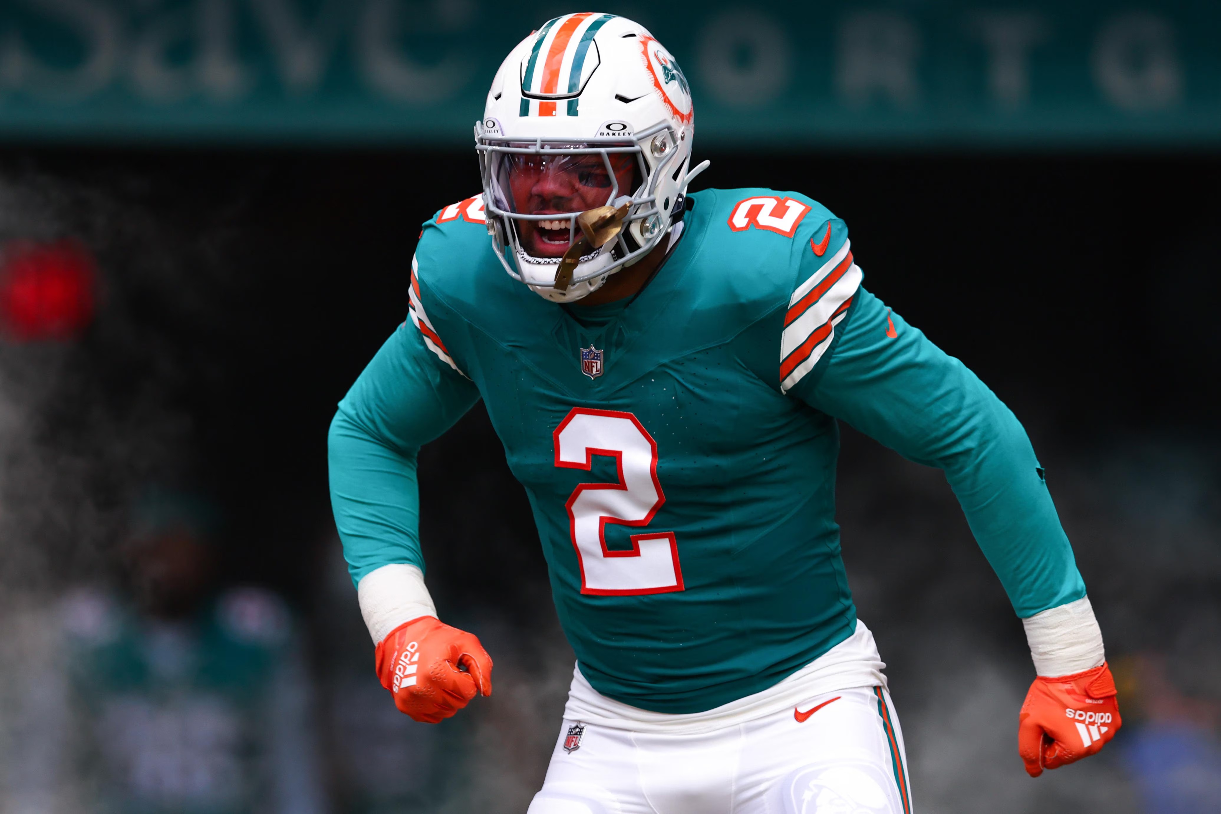 Just 3 Hours After Signing a $43.5 Million Deal with Buffalo Bills, Former Broncos Pass Rusher, Once Expected to Be the NFL's Top Star, Sends Unexpected Message to Denver – As He Now Joins One of Broncos’ Direct AFC Rivals