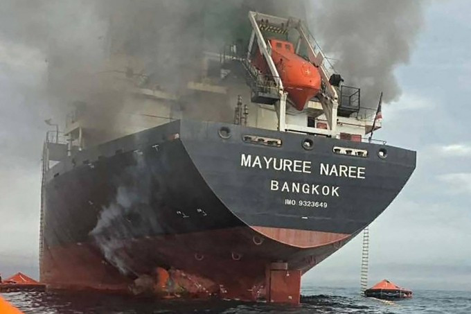 U.S. Navy Declines to Escort Ships Through the Strait of Hormuz Despite Trump’s Calls 👇