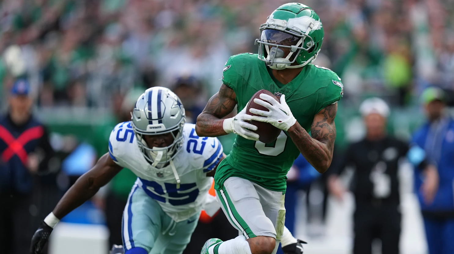 Vegas tips Eagles to crush Cowboys in Week 1 at -7 odds, say they're wrong