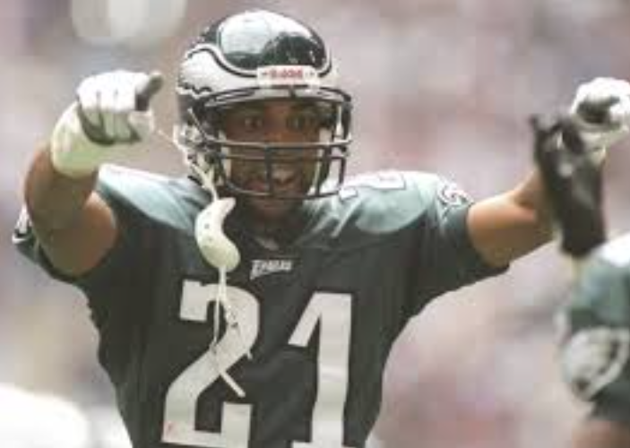 Eagles Legend Brian Dawkins Sells Super Bowl Ring to Support Teammate Battling Parkinson’s