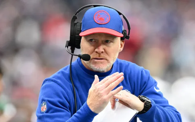 Former Legendary Bills Coach Signs One-Day Contract to Retire in Buffalo After Being Released, Sends Emotional Five-Word Message to Fans