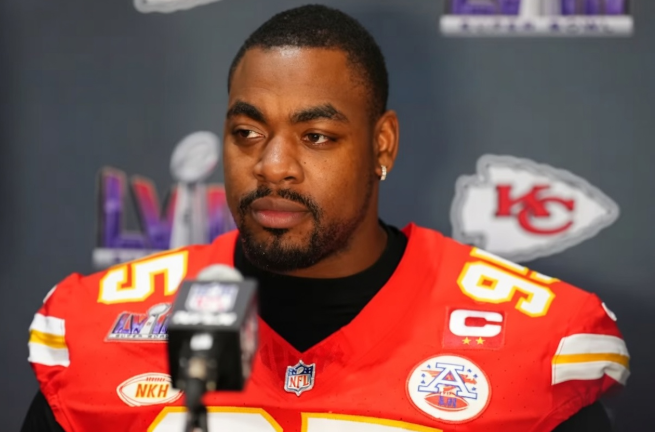 Just three hours after learning that the Chiefs needed to free up cap space due to salary cap issues, the 7x Pro Bowl star voluntarily requested a trade to the Detroit Lions, filling the cap gap and bringing back two second-round picks for the Chiefs.