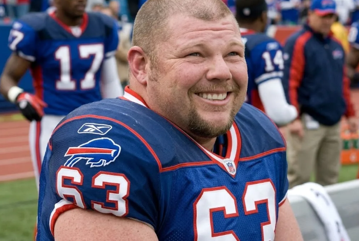 Bills Mourn Former Center After Tragic Death at 52 — A Story Fans Won’t Forget