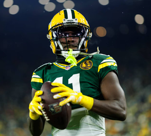 Just 12 Hours After Learning He’s on the Chopping Block Due to Salary Cap, Packers WR Superstar Moves Fans with His Request to Take a 50% Pay Cut to Stay: "Packers Mean So Much to Me"
