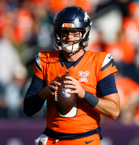 Broncos Receive Trade Offers for Superstar QB with Over 65 Career TDs from the Steelers and Packers — Both Teams Have No First-Round Picks in This Draft — Broncos Community Expresses Disappointment Over the Depreciated Value of Their Superstar QB