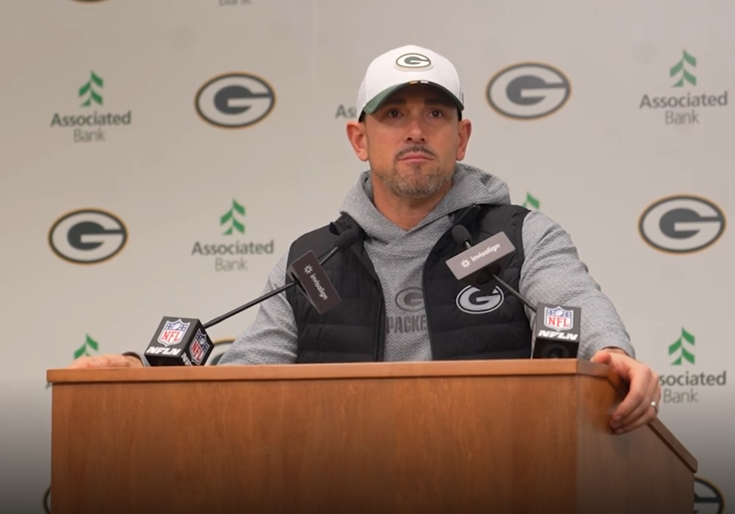 Packers Player Faints During Practice on 4/12 Due to Extreme Cold!