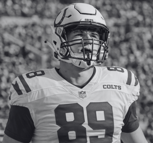 Colts-Born Tight End Tragically Passes Away at 24 – Authorities Investigating Cause of Death