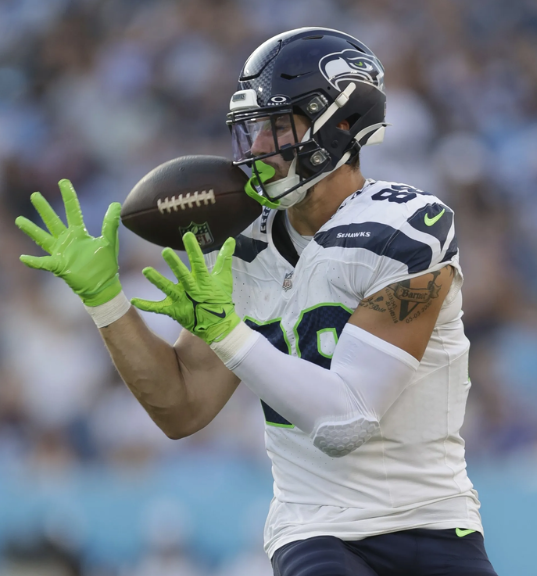 Just 12 Hours After TE Market Skyrockets Due to a “Terrible” 2026 Draft Class, Seahwks Superstar TE with 2,156+ Career Receiving Yards Demands Pay Raise — John Schneider’s Response Sparks Fan Disappointment