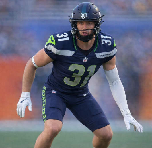 Just 12 Hours After the Safety Market Tightened Following the Texans’ 2027 Championship-Caliber Roster Reveal – Seahawks Forced to Pass on All Offensive Options in Round 1 to Pursue a Young Big Ten Defensive Talent