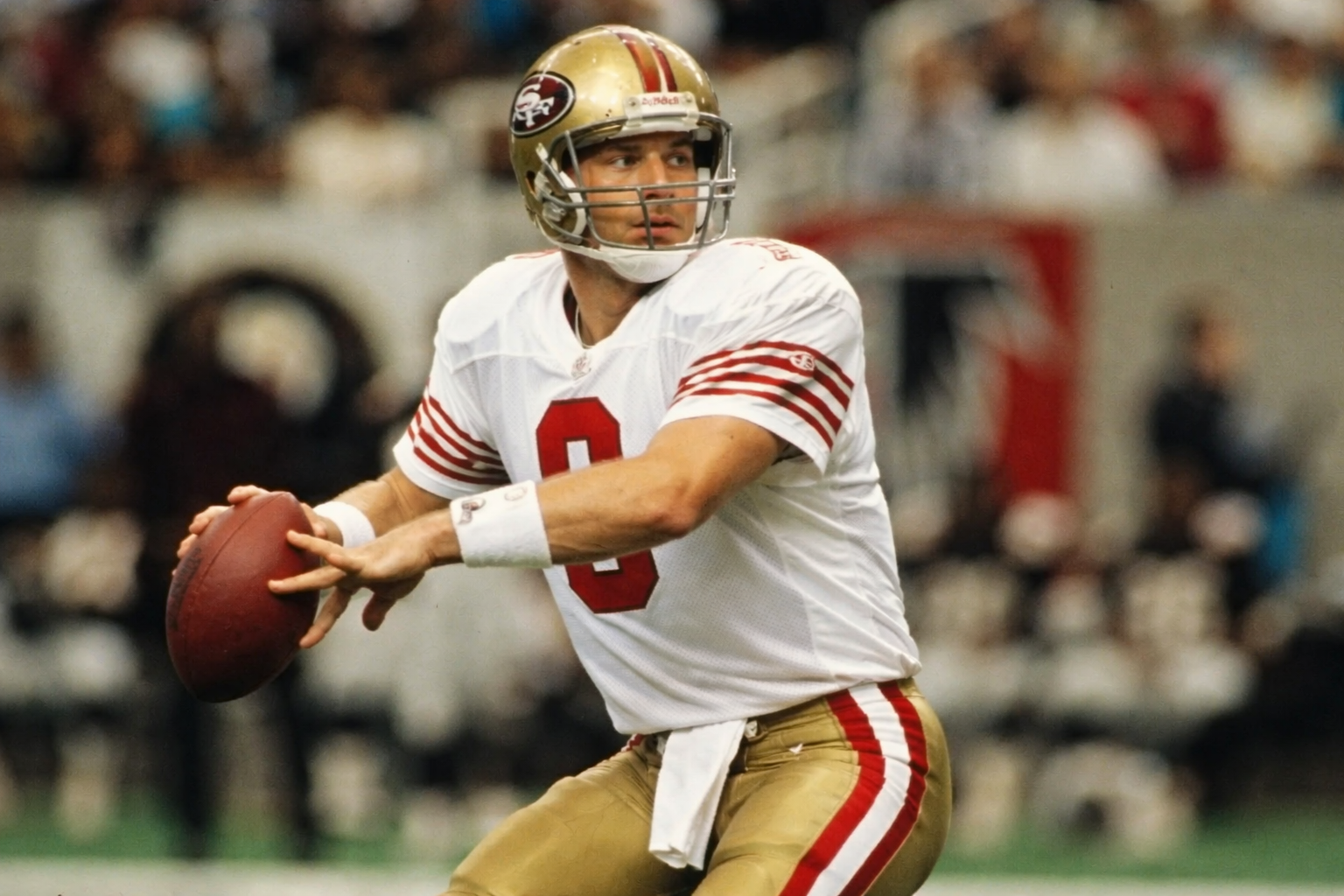 The 49ers Fan Community Is In Shock Following The Passing Of A Legendary Fiesta Bowl MVP Quarterback At The Age Of 57 – Grief And Sorrow Have Spread Across San Francisco As One Of The Team’s Own Has Passed Away After Battling Colon Cancer