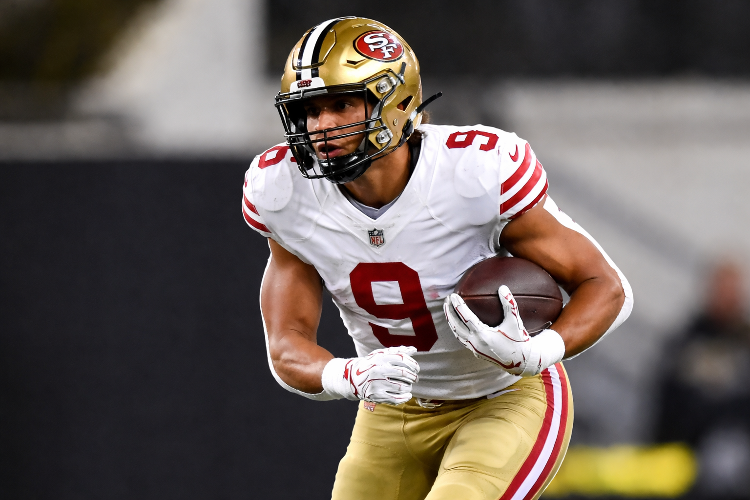 49ers Address Two Positions at Once by Selecting 2x First-team All-SEC TE — After Accepting a "Loss" Trade Sending Mac Jones to the Steelers for a First-Round Pick, per Adam Schefter